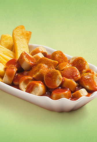 Fruchtige Currywurst Sauce mit veganer Bratwurst